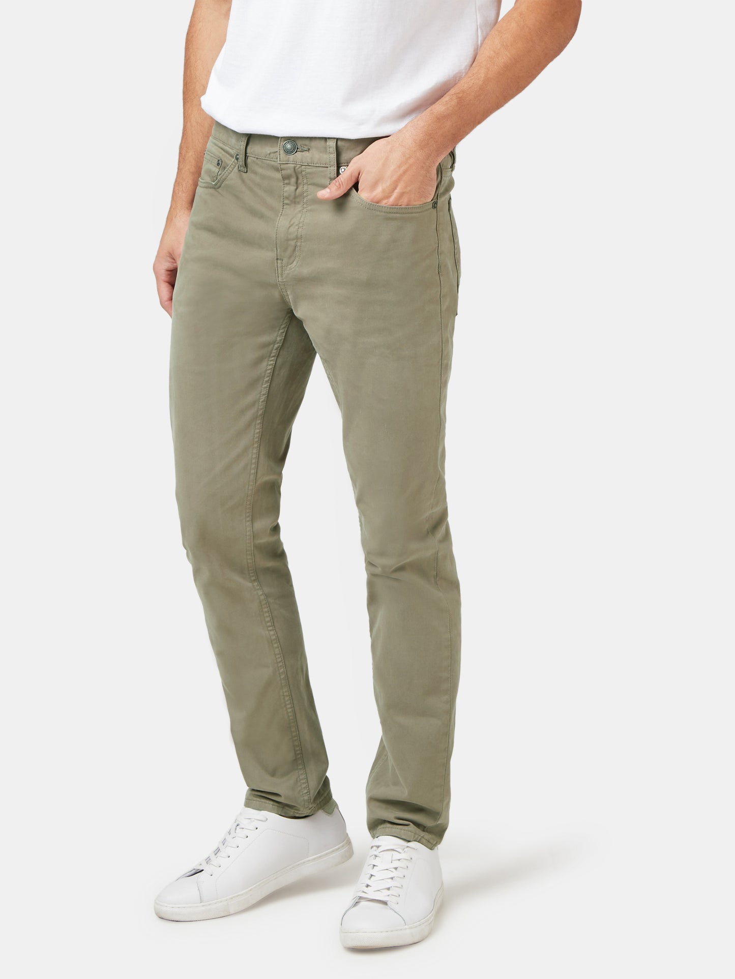 Slim Tapered Jeans