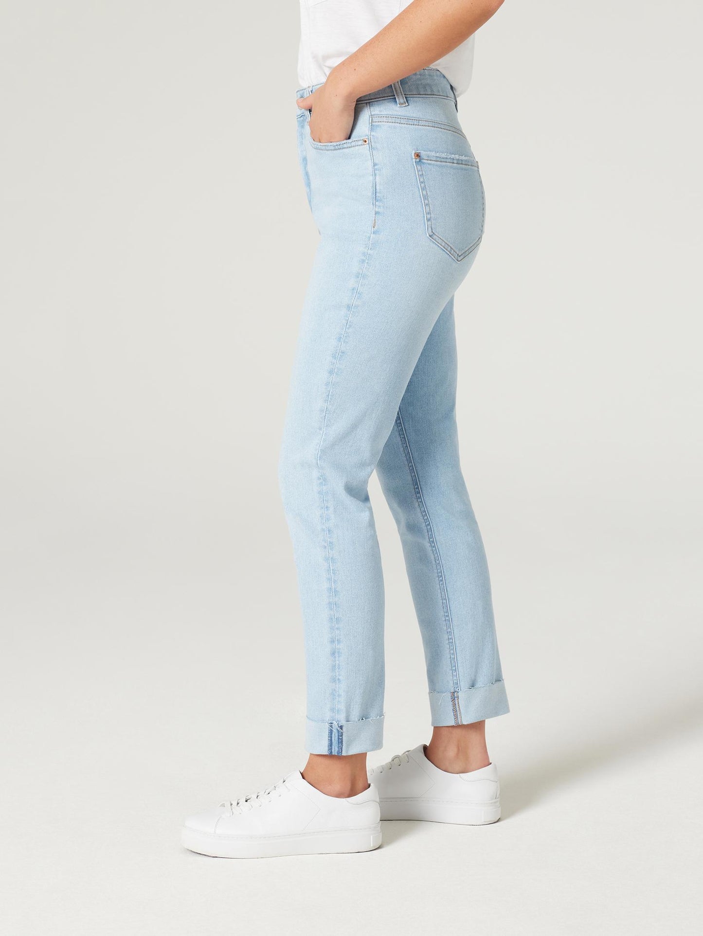 Brooke Tapered Crop Jeans