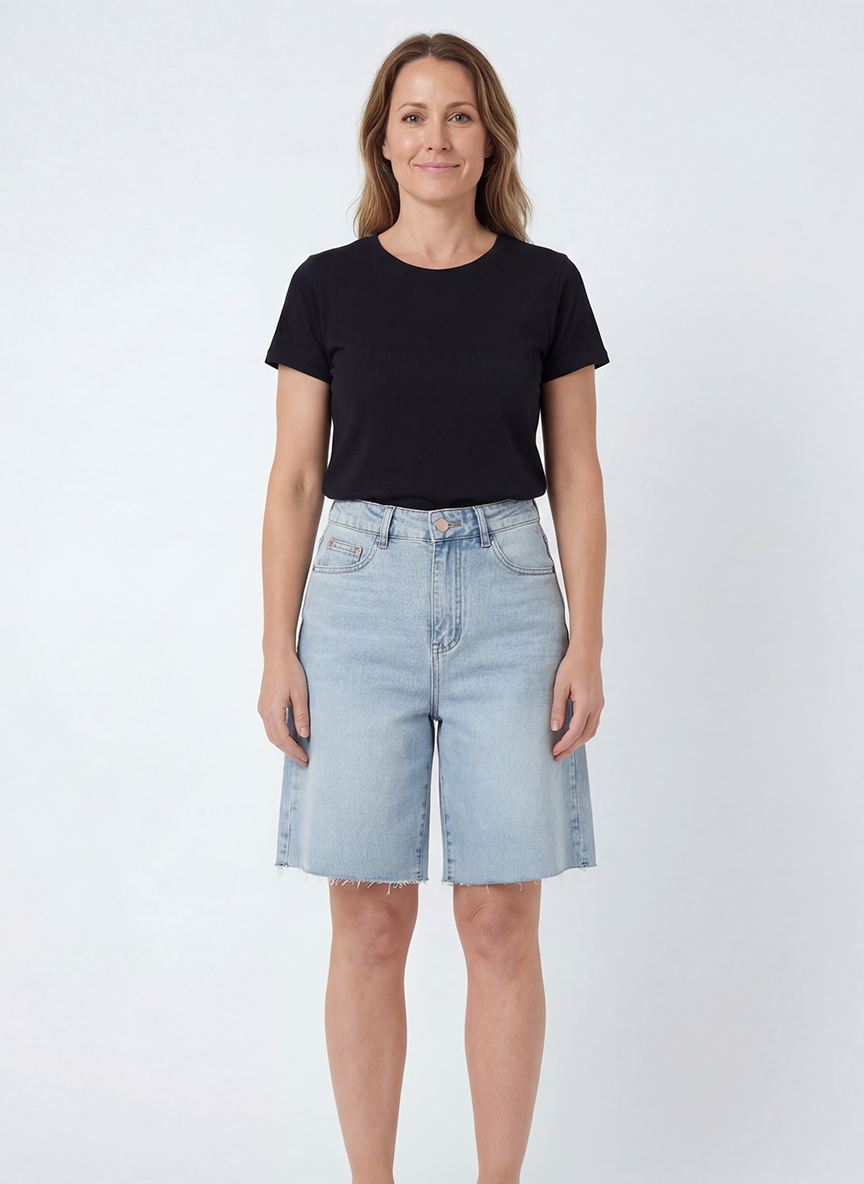 Jeanswest Jeanswest Classic Mid-Length Short - S6A-52-263002 Authentic Everyday Style