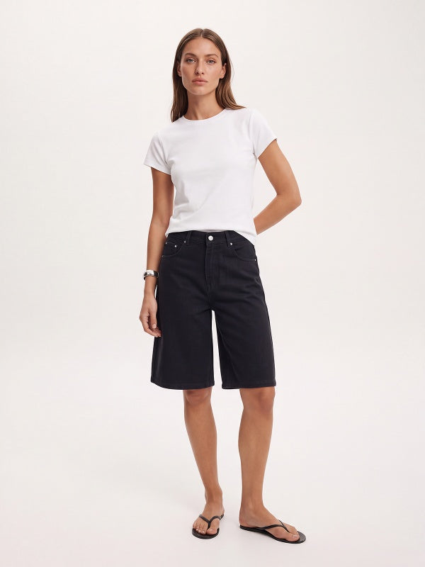 Women's Loose Straight-Leg Denim Shorts