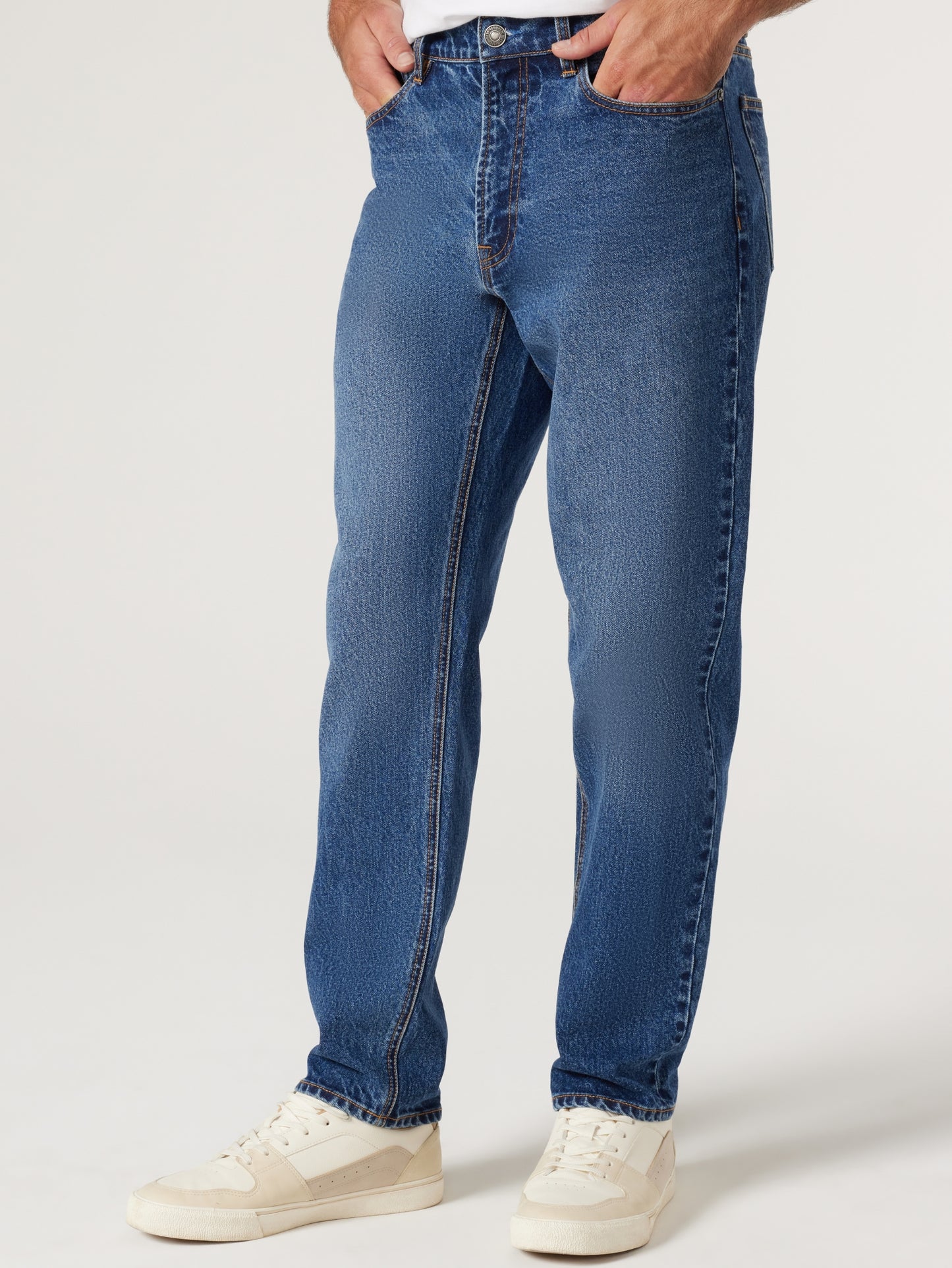 Relaxed Straight Jean