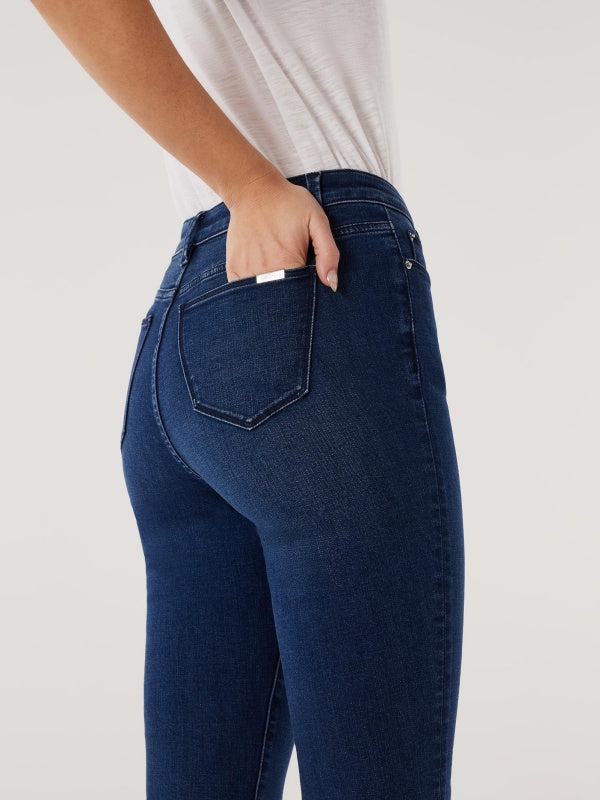 Women's Mid Waisted Skinny Jeans