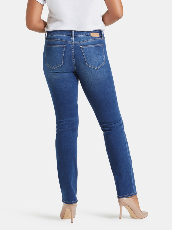 Women's Slim Straight Jeans