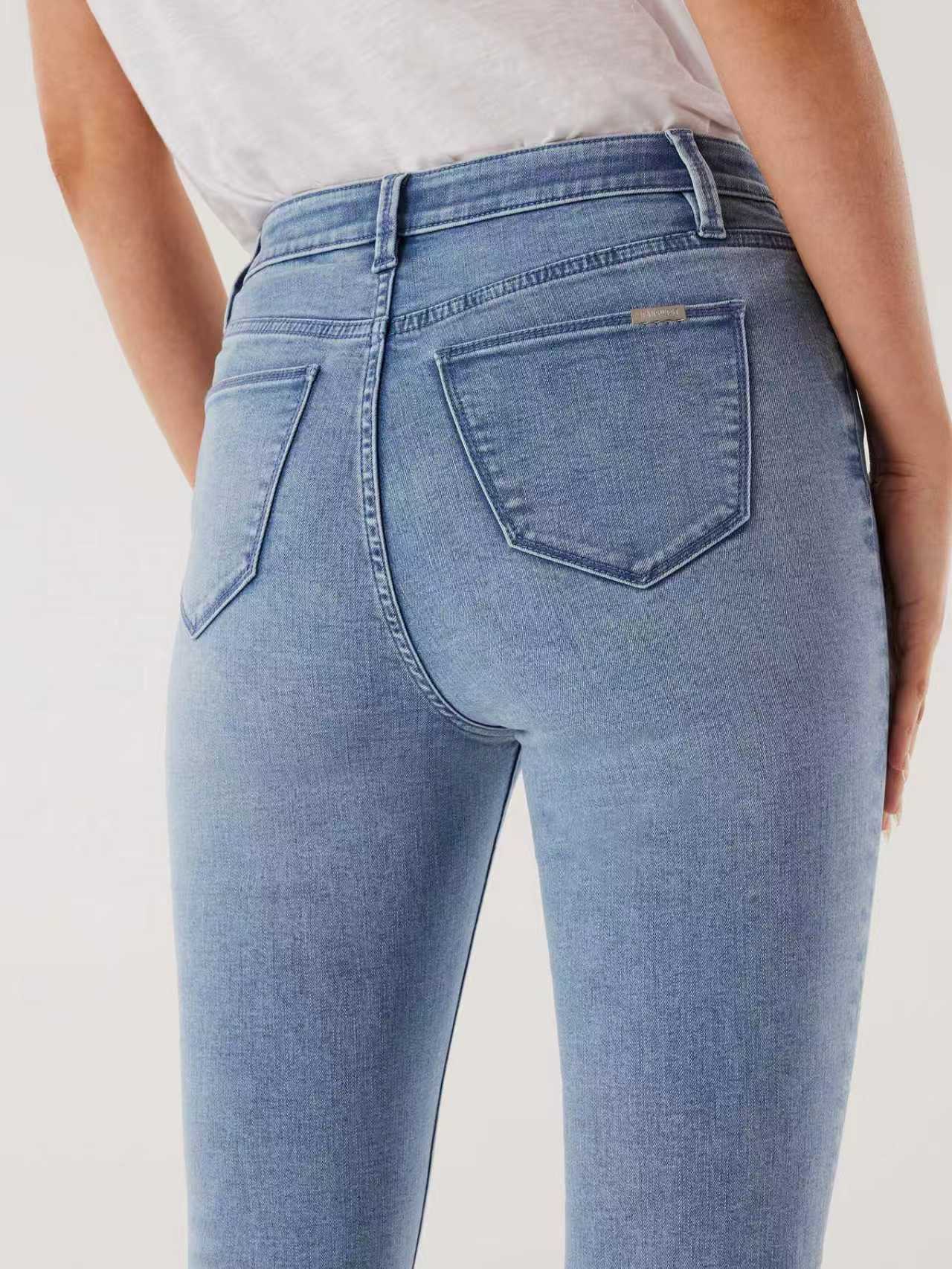 Jeanswest Maddy Mid Waisted Pedal Pusher WFJ-14397-01