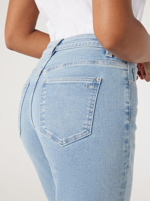 Annie Mid-Waisted Straight Capri, Light Indigo, hi-res