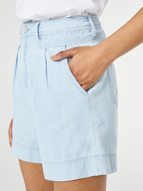 Yasmin Pleat Denim Short, Vintage Wash, hi-res