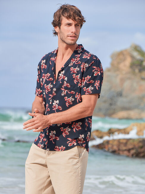SS Mikey Print Resort Shirt | Jeanswest