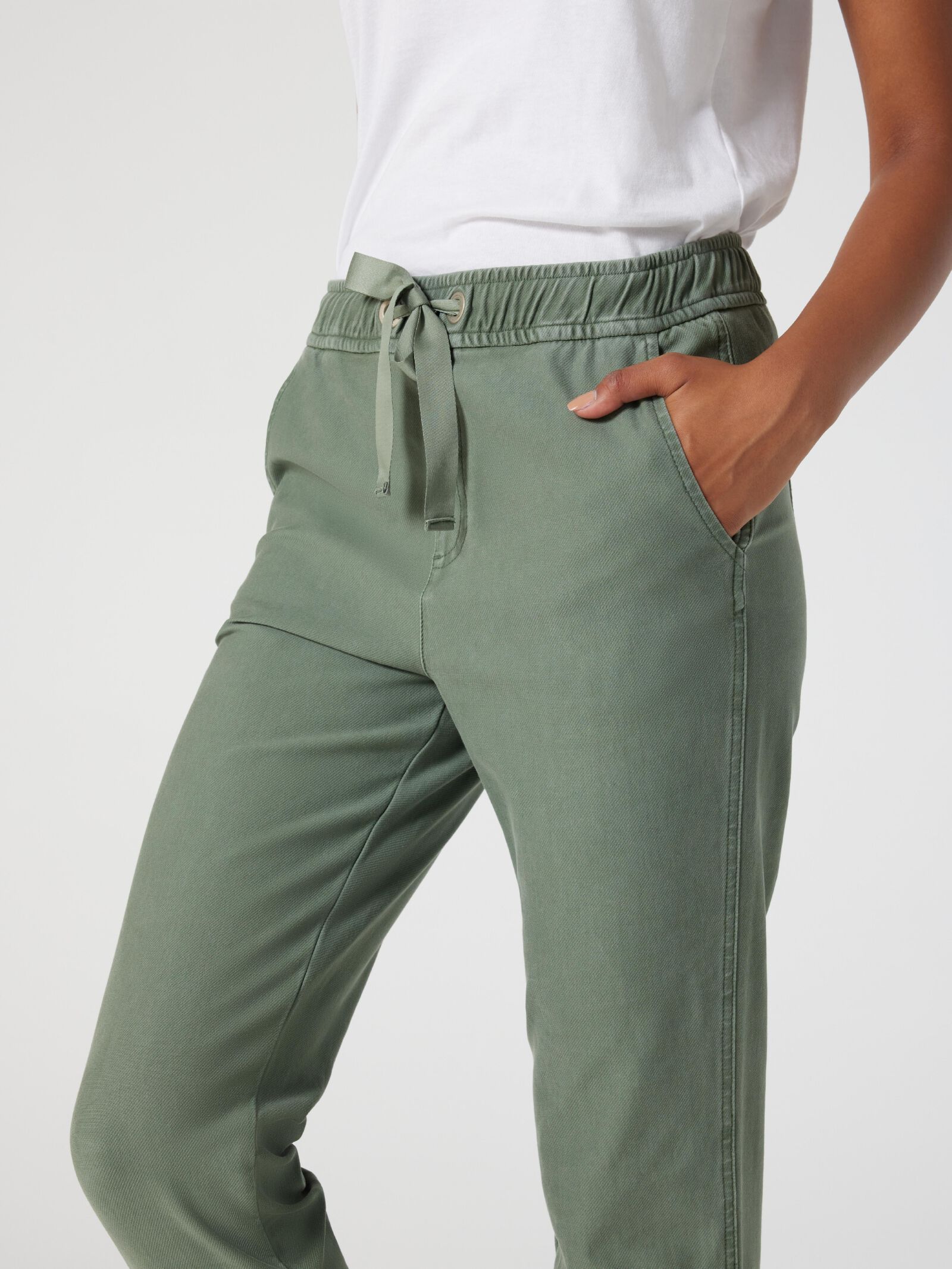 Luxe joggers sales