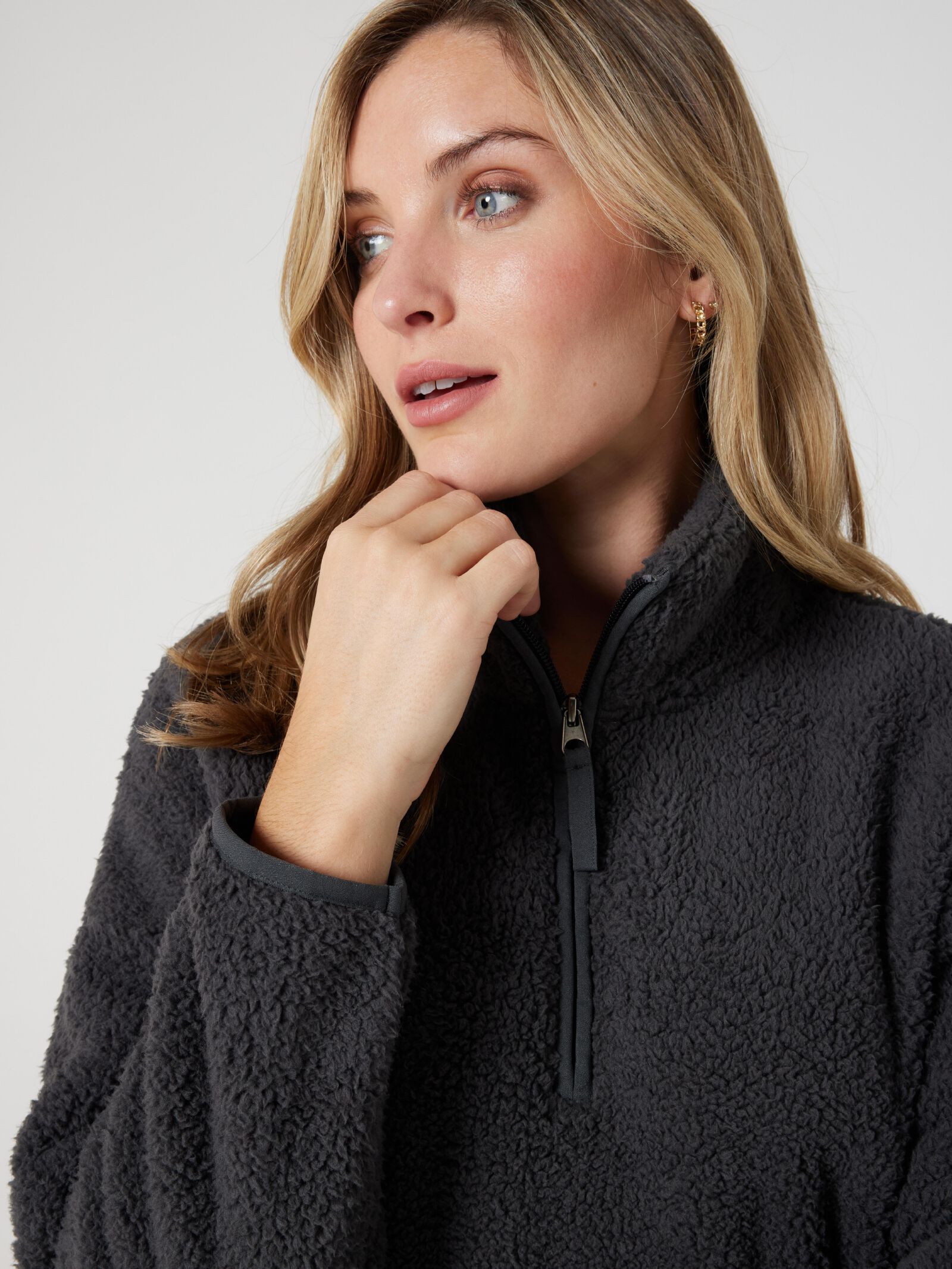 Teddy half discount zip sweater