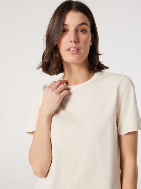 Essential Relaxed Crop Tee | Jeanswest