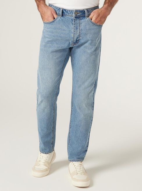 Relaxed Straight Jeans