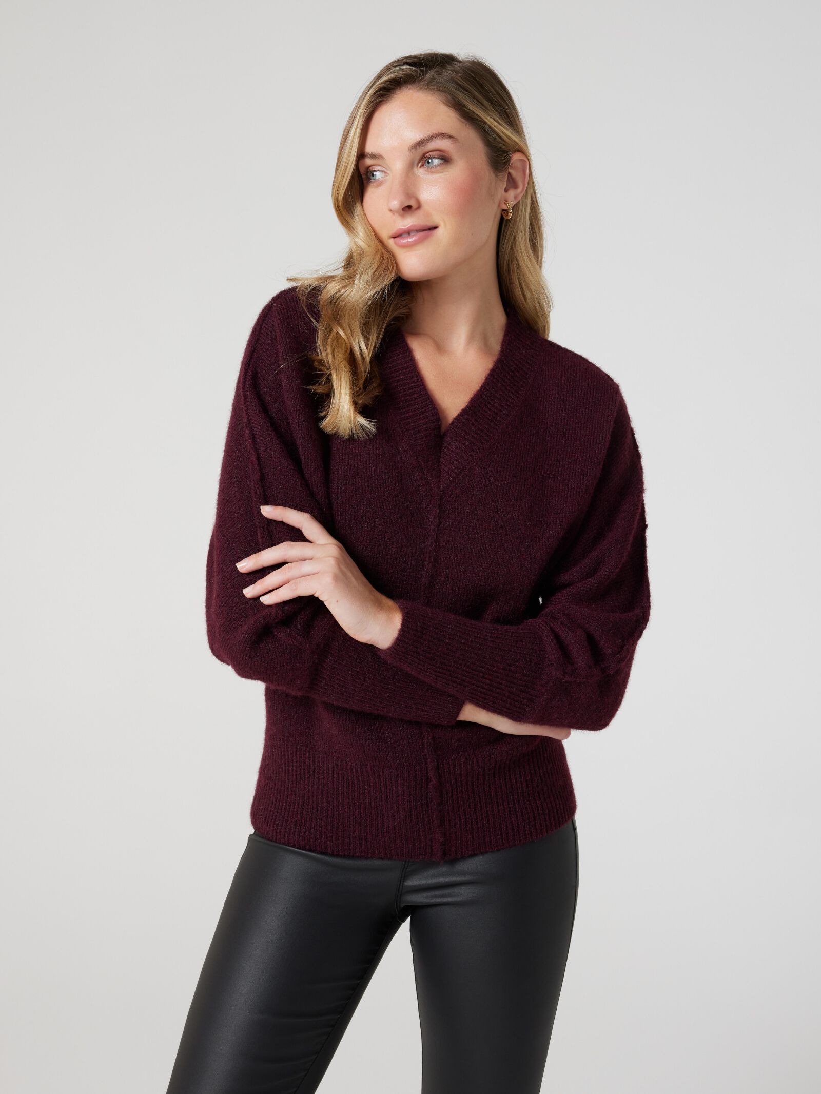 Camilla V Nk Relaxed Pullover Knit Jeanswest