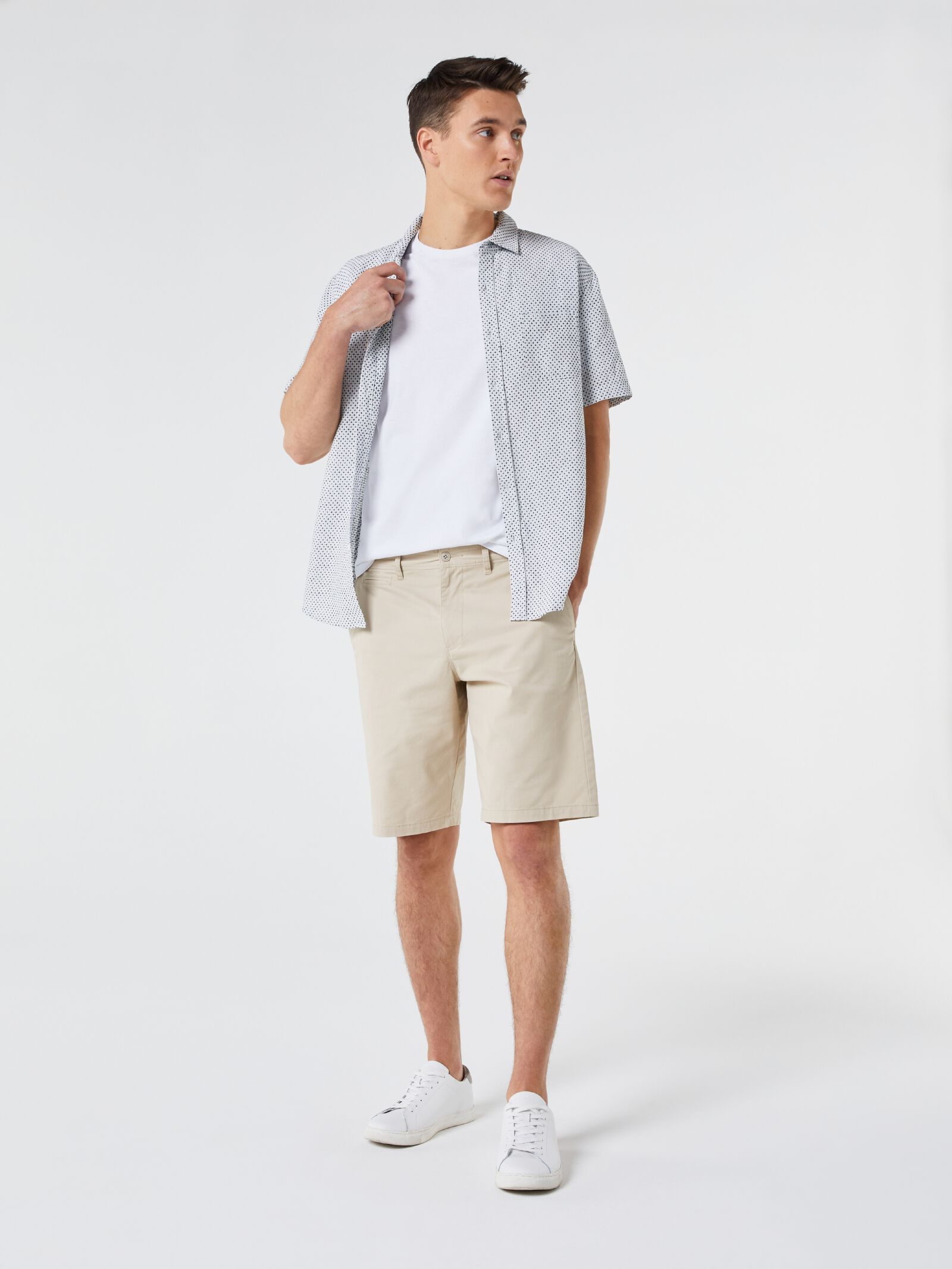 White top chino shorts