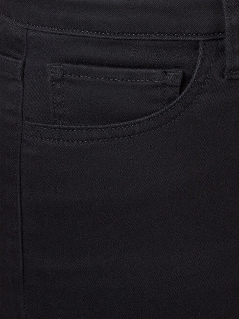 Talia Curve Embracer Knee Length Short, Black, hi-res