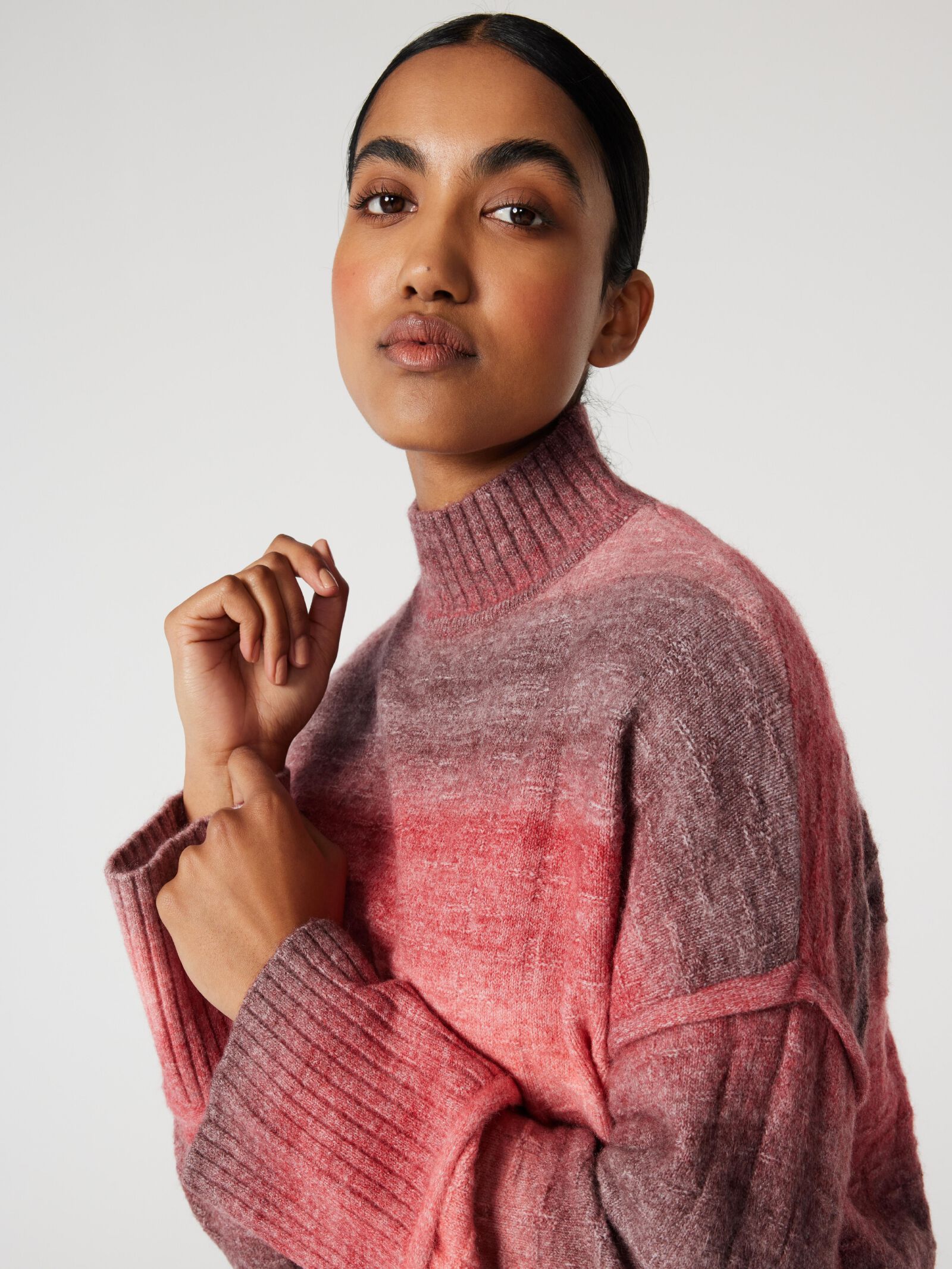 Melissa Cropped High Neck Pullover Jeanswest