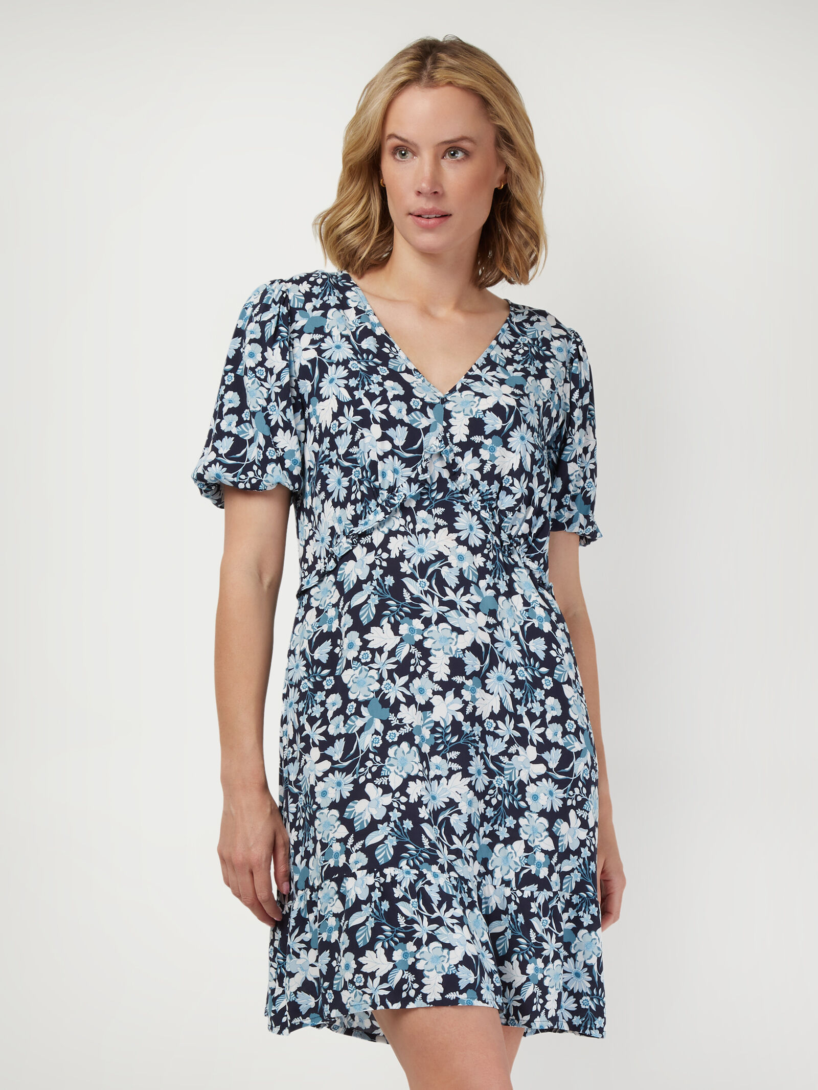 Jeanswest dresses hotsell
