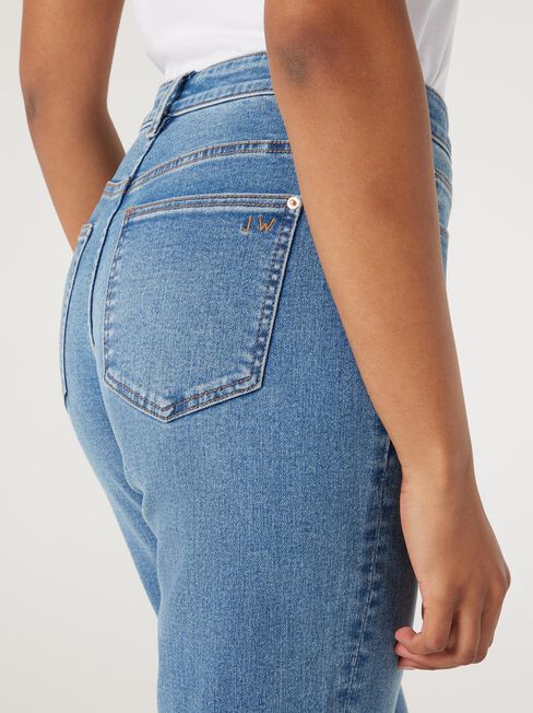 Annie Mid-Waisted Straight Capri, Mid Indigo, hi-res