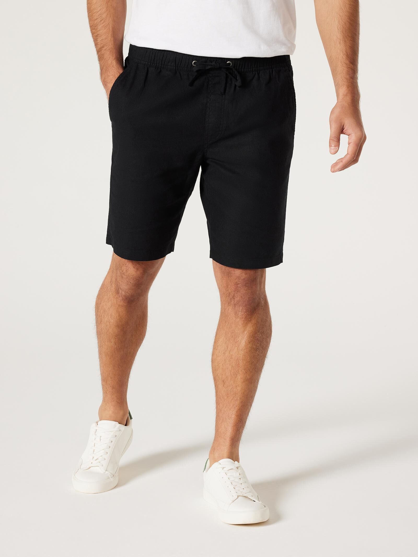Best elastic on sale waist shorts