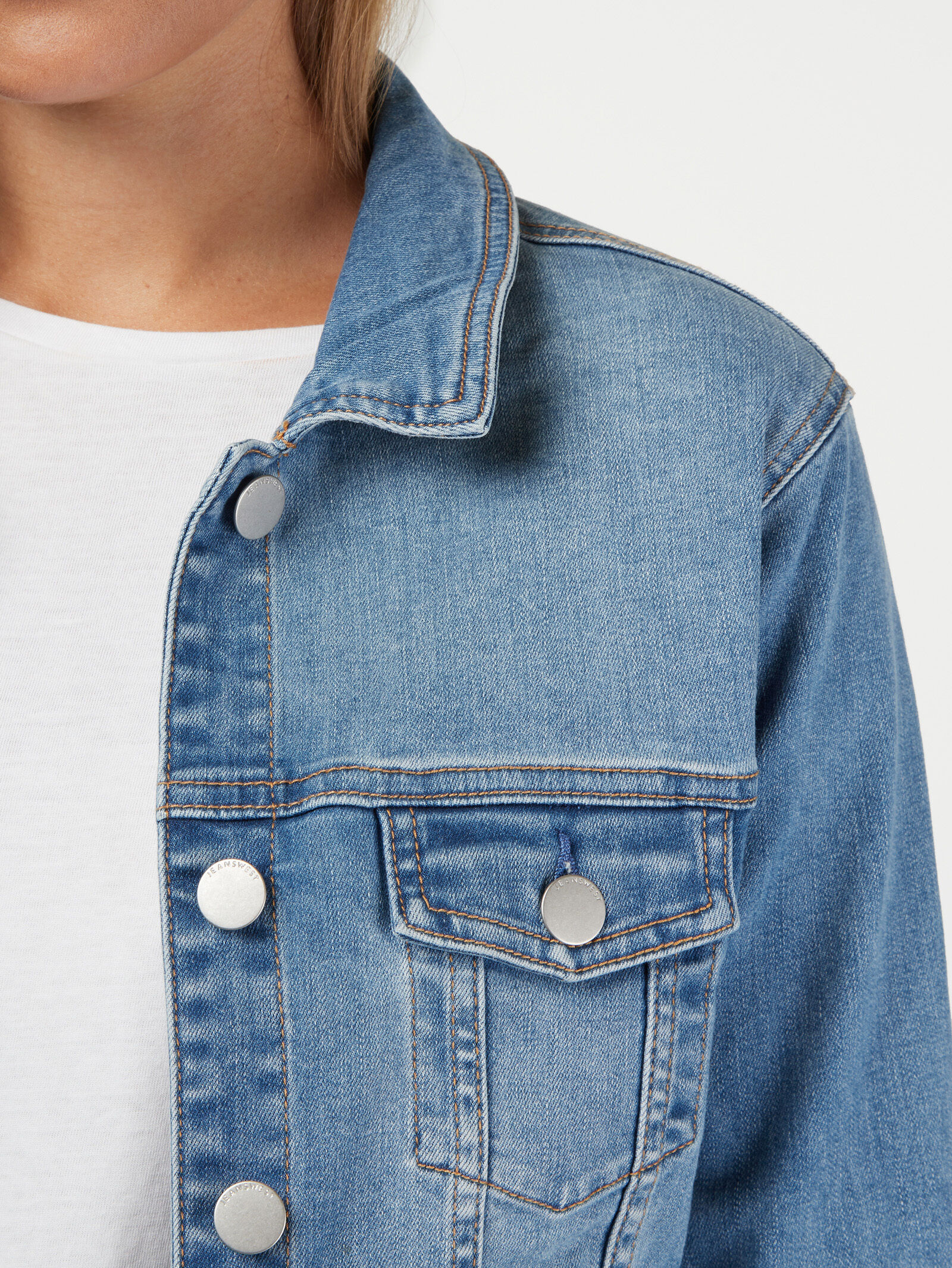 Lightweight stretch denim sales jacket