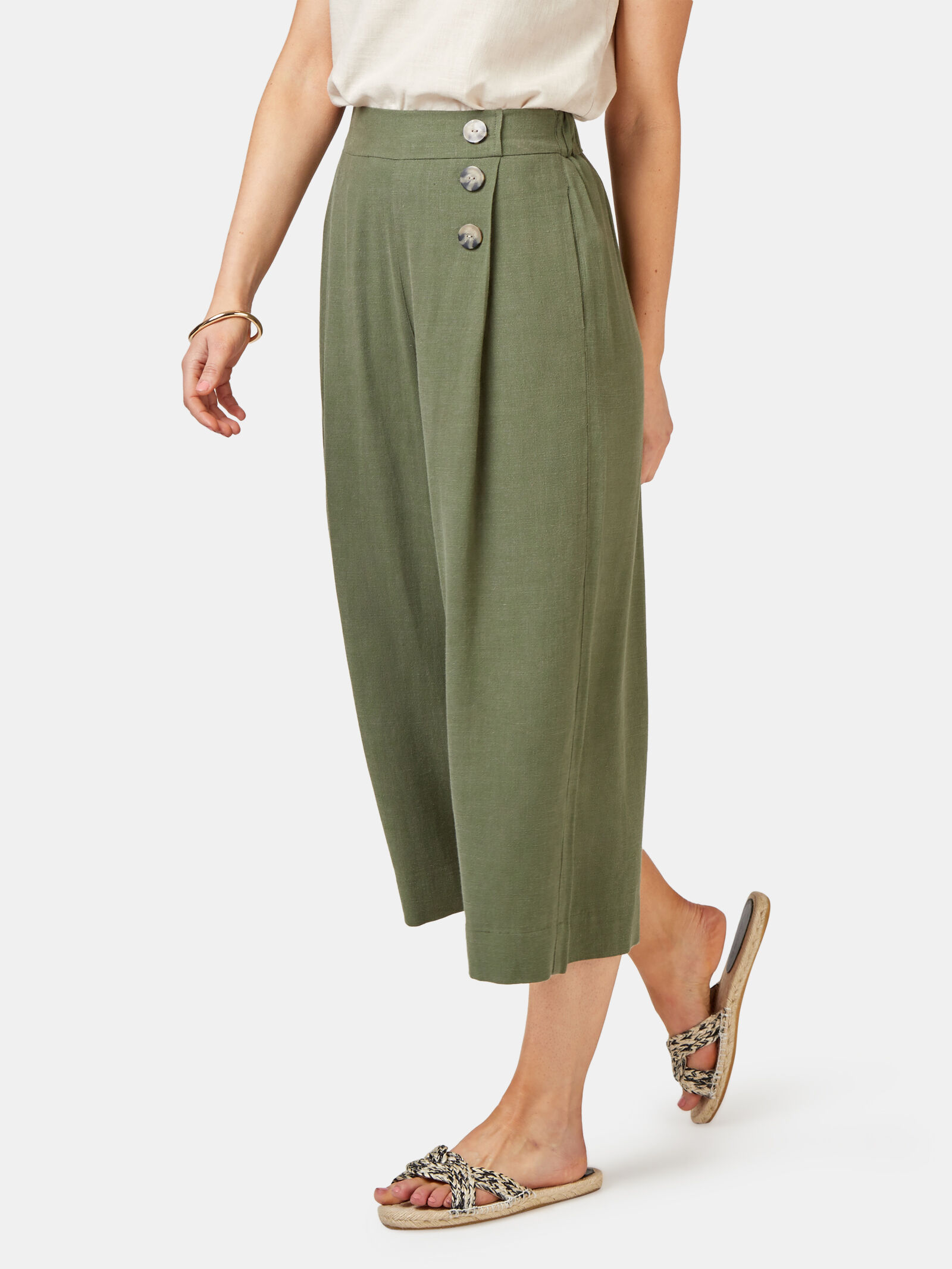 Green wide store leg crop pants