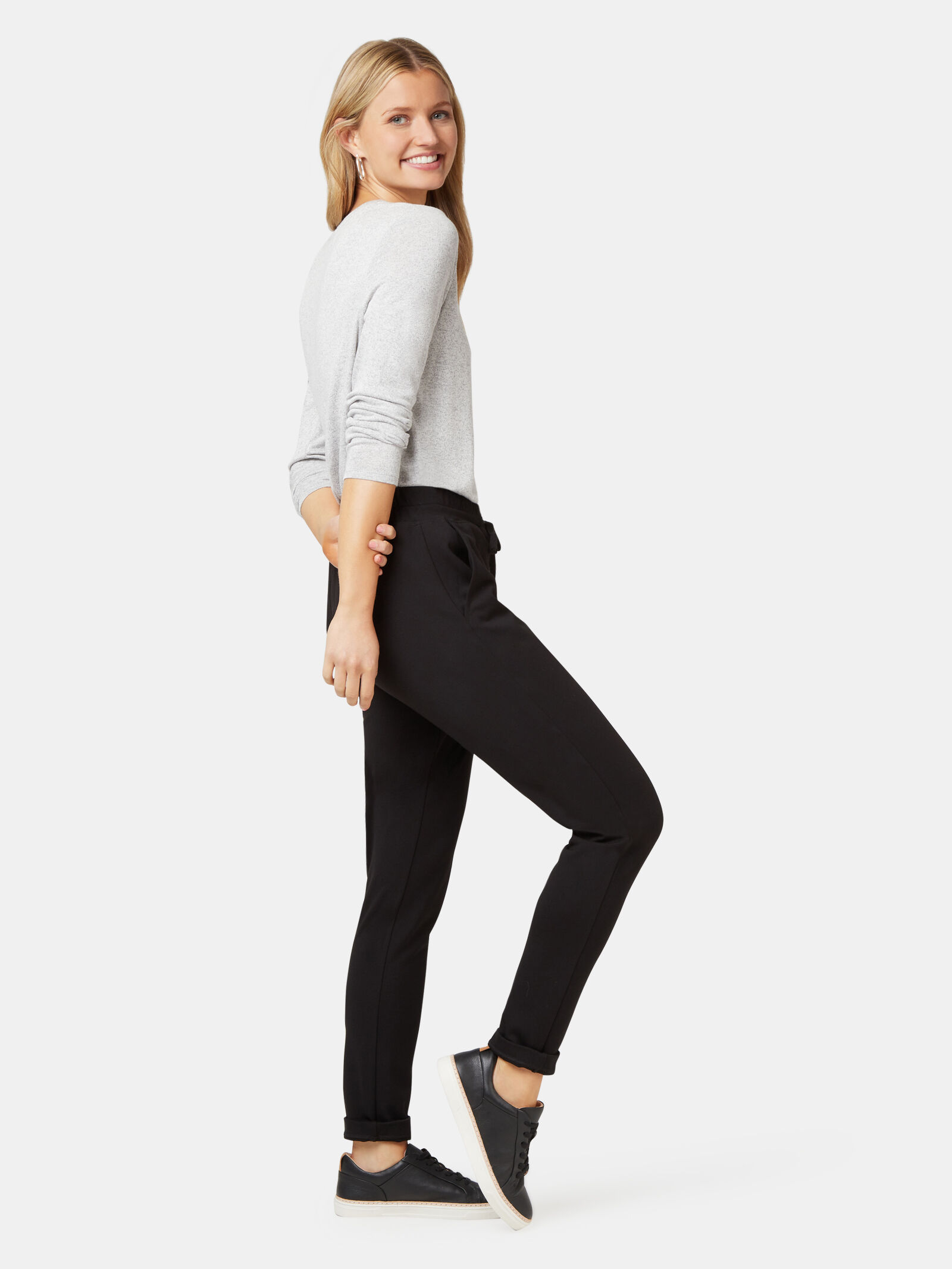 Tilly joggers outlet