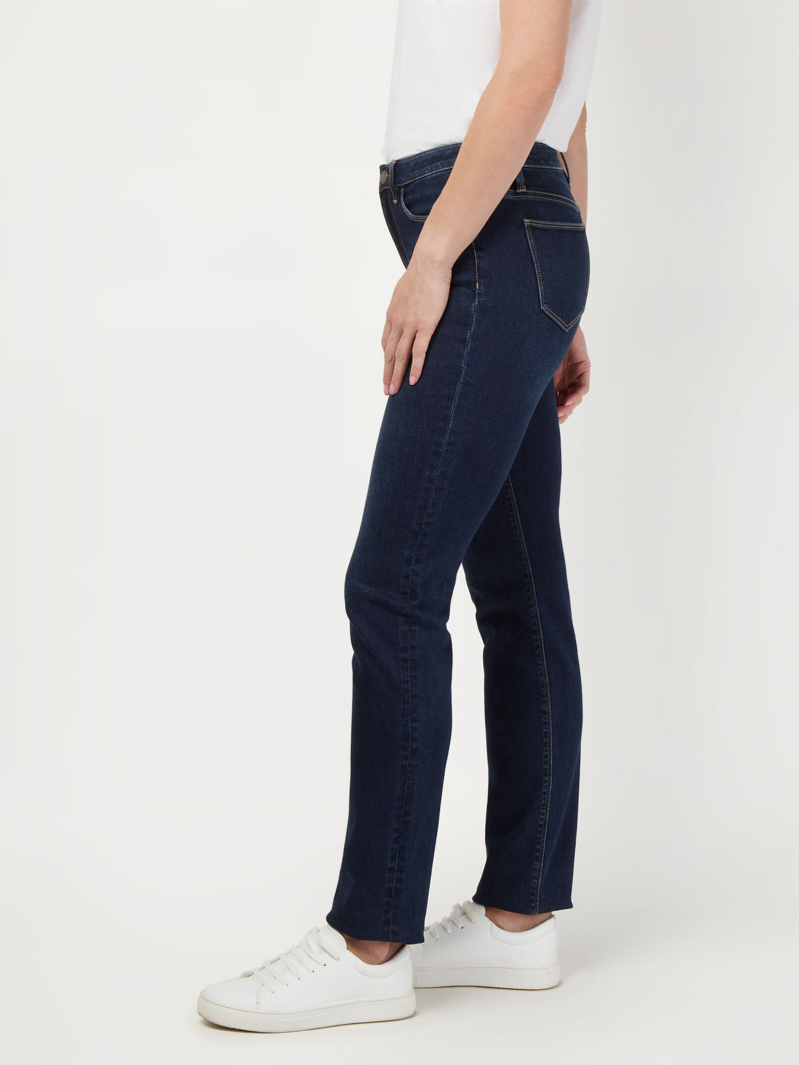 Jeanswest slim straight 2025