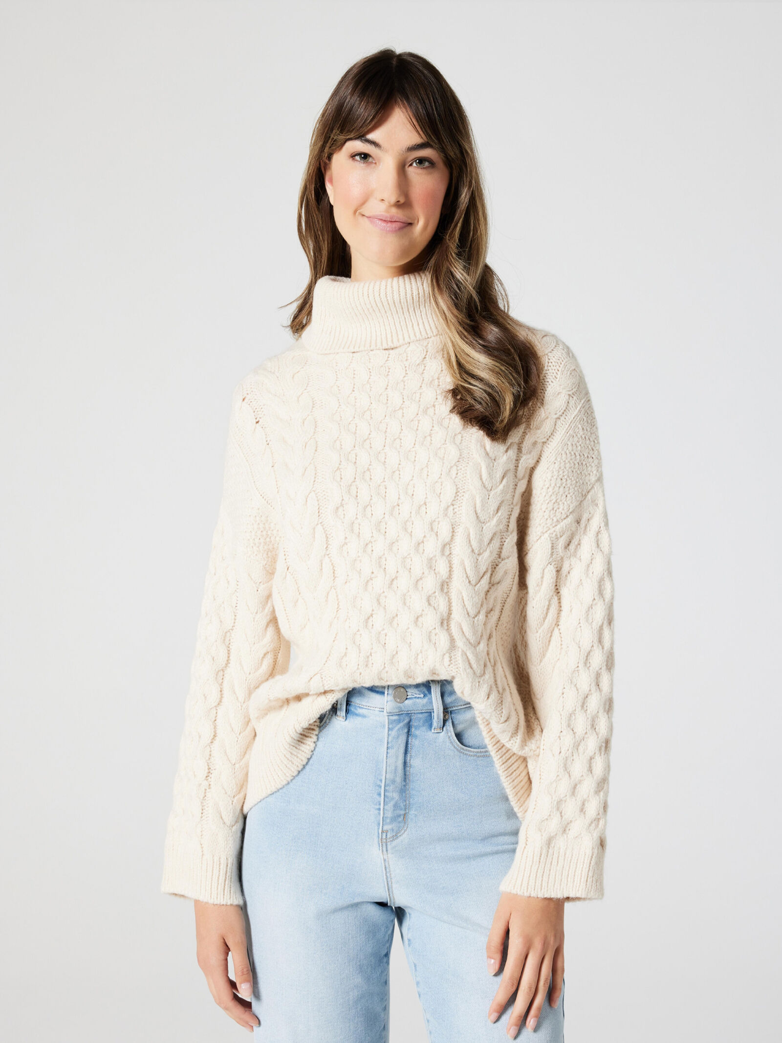 Knitted cowl outlet neck jumper