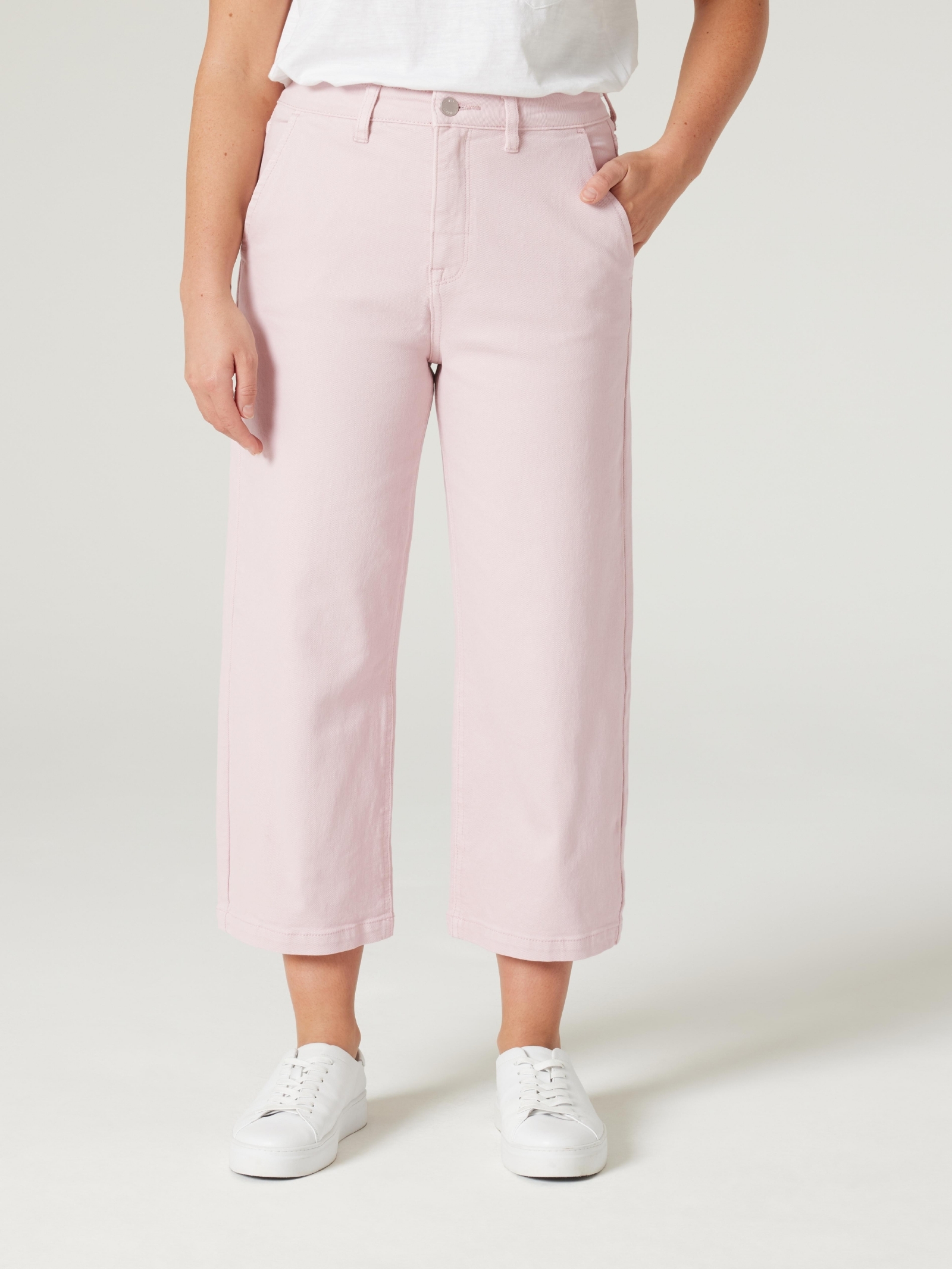 Powder top pink jeans