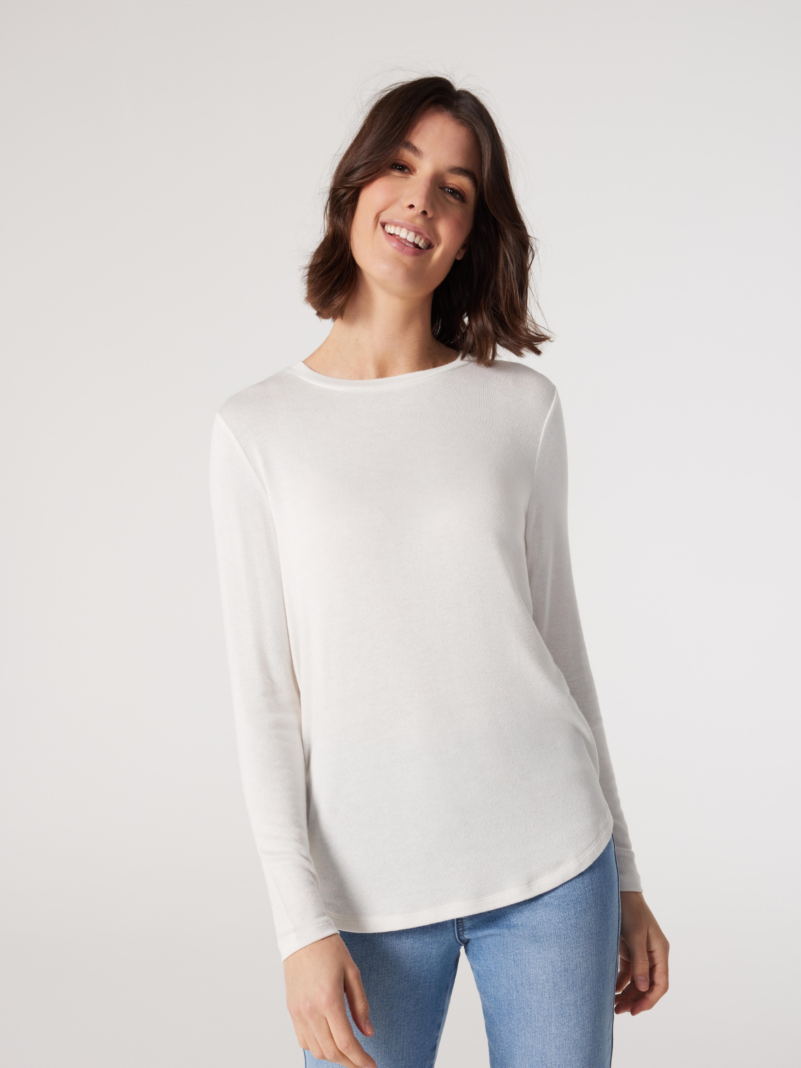 Lottie Soft Touch Curve Hem Pullover | Jeanswest