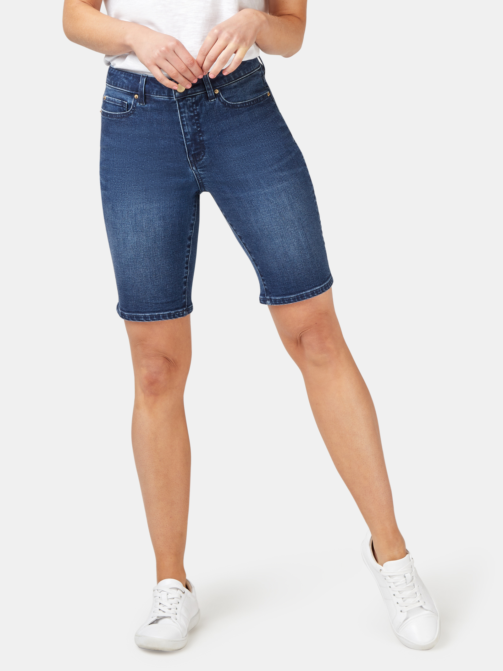 Knee sales shorts womens